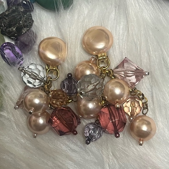 Vintage Statement Pearl Clip On Earrings - Picture 1 of 12